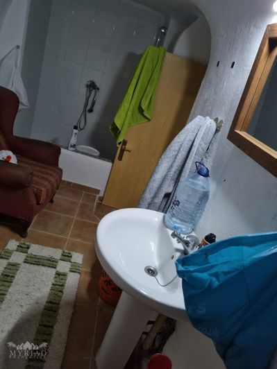 Image No.16-2 Bed House for sale