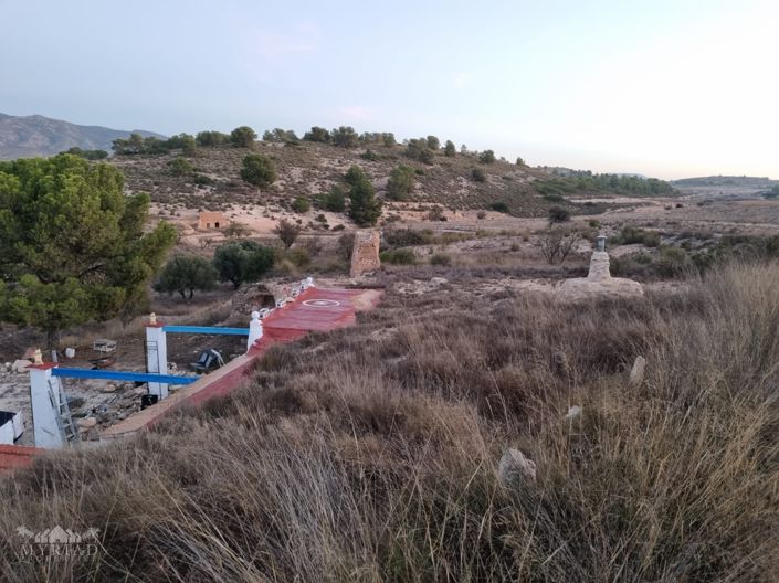 Image No.21-2 Bed House for sale