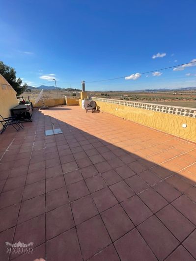 Image No.33-6 Bed Country House for sale