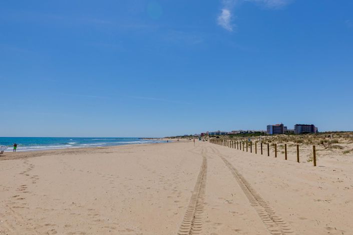 Image No.45-2 Bed Apartment for sale