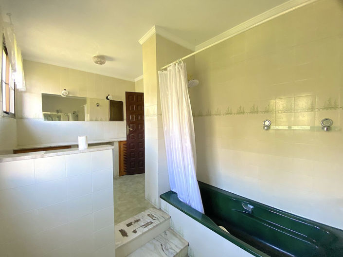 Image No.15-5 Bed Finca for sale