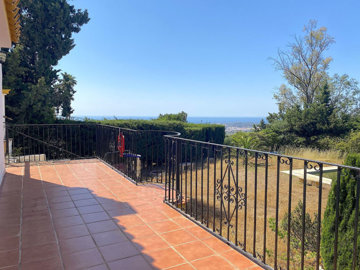 8-e64a9055bba3e77ac8aca3b893cdf826