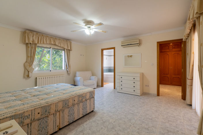 Image No.23-3 Bed Villa for sale