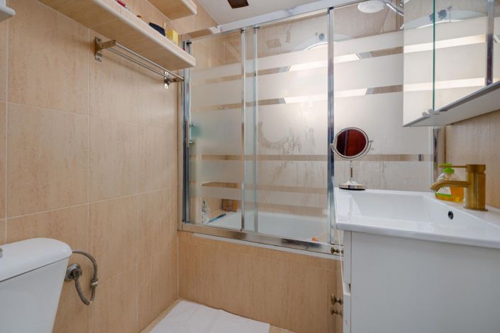 Image No.28-3 Bed Apartment for sale