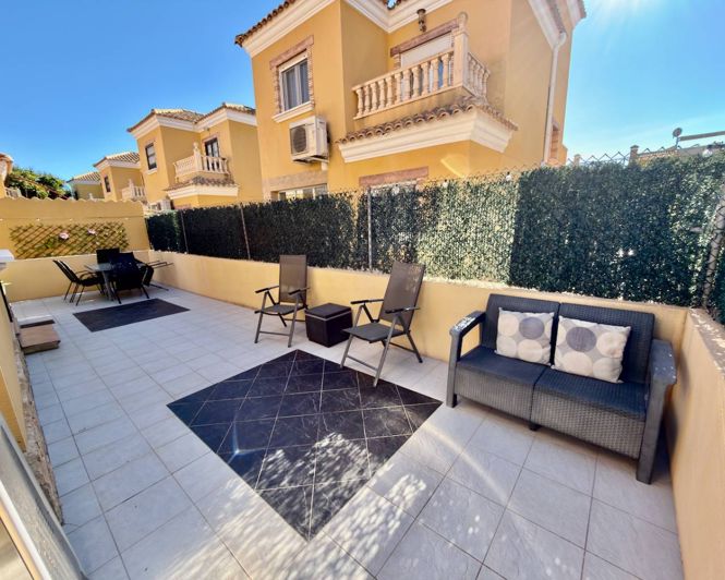 Image No.28-3 Bed Villa for sale