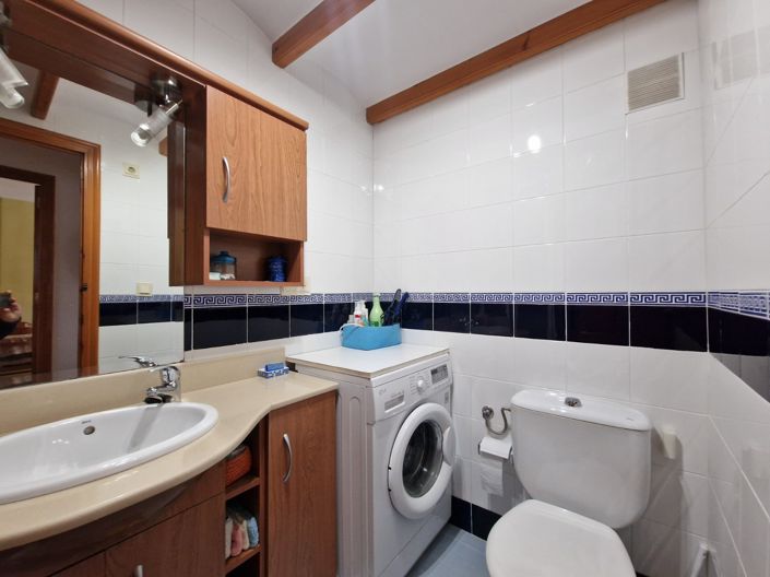 Image No.19-2 Bed Apartment for sale