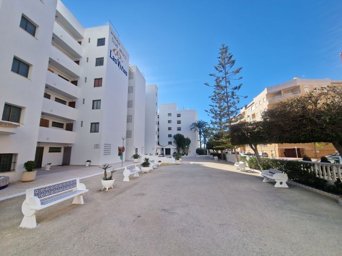 Image No.26-2 Bed Apartment for sale