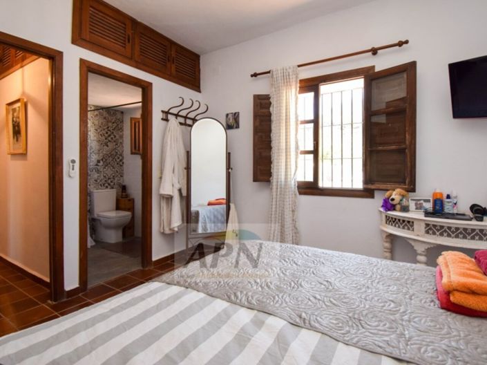 Image No.20-Maison de campagne de 4 chambres à vendre à Álora