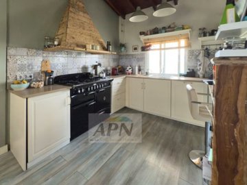 country-house-in-pizarra-12-large