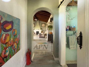 country-house-in-pizarra-14-large