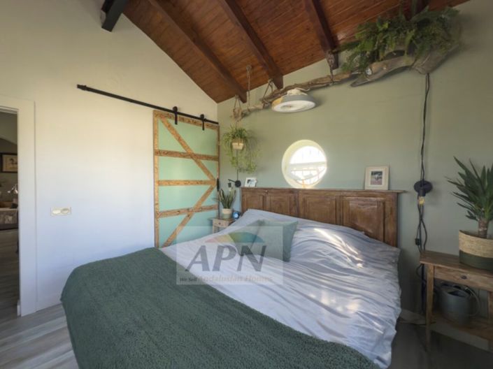 Image No.21-3 Bed Country House for sale