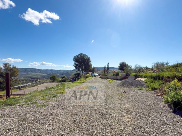 Image No.28-3 Bed Country House for sale