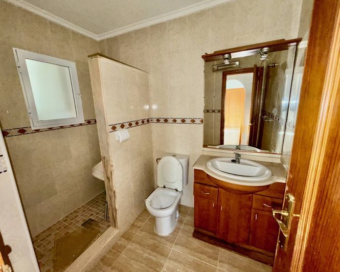 Image No.12-Villa de 3 chambres à vendre à Alicante