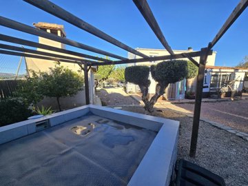 wimg-20251126-wa0032