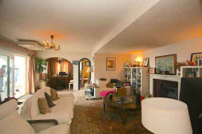 7-aa4cc561180b369757c0bb4af9886cd3