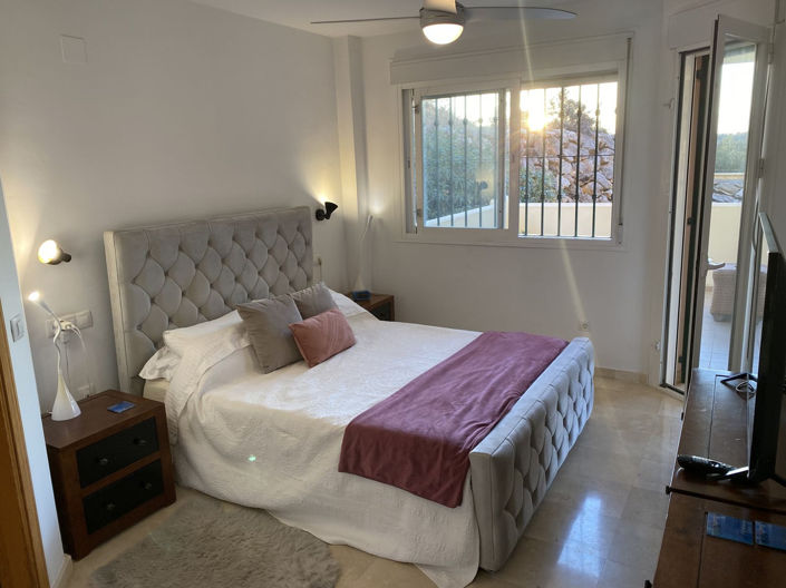 Image No.10-3 Bed Apartment for sale