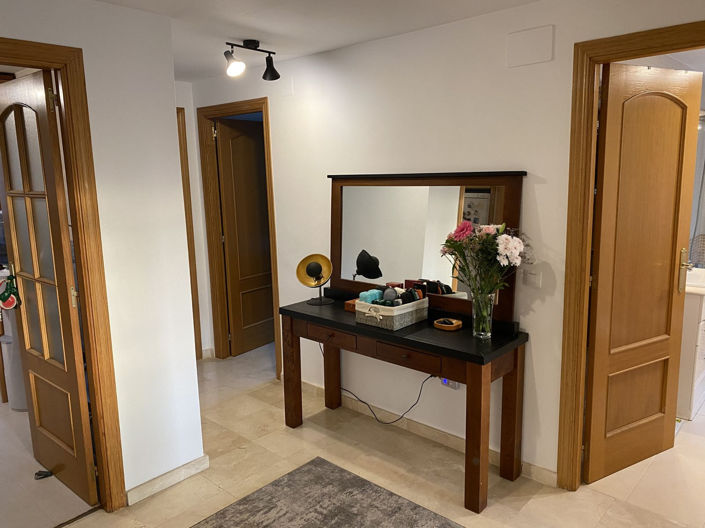 Image No.9-3 Bed Apartment for sale