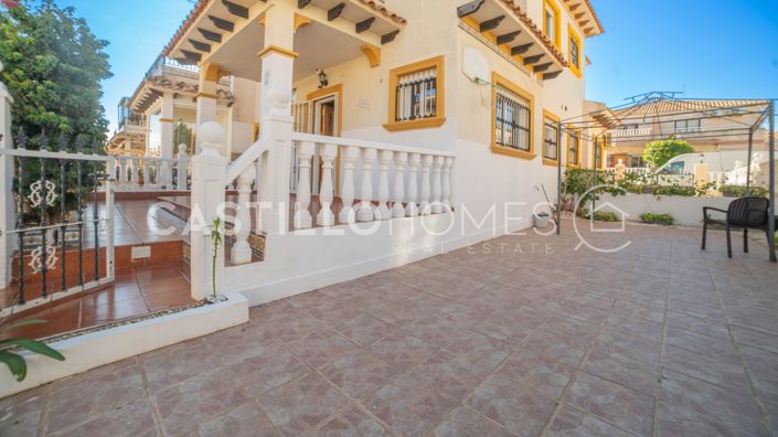 Image No.3-2 Bed Townhouse for sale