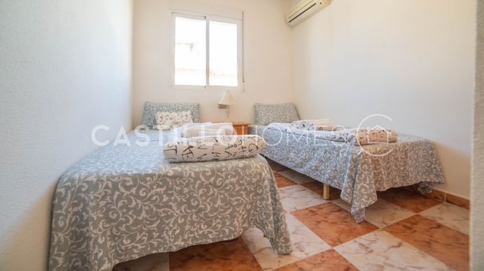 Image No.36-2 Bed Townhouse for sale