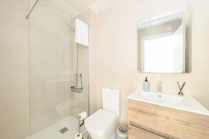 Image No.10-3 Bed Apartment for sale