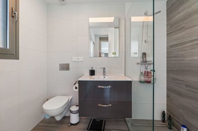 o1iuoh9l582qn1ppulqr1nkrjae36