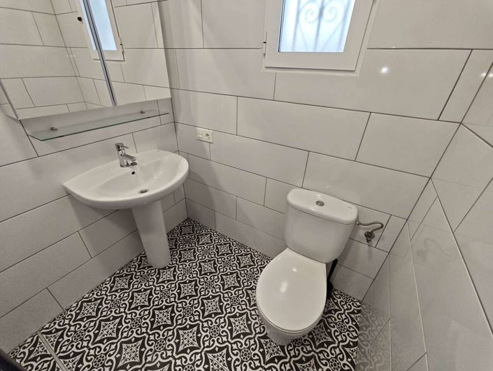 Image No.25-3 Bed Villa for sale