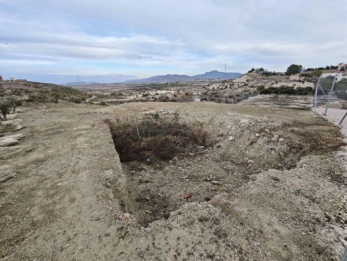 Image No.33-3 Bed Villa for sale