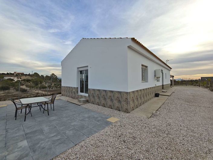 Image No.8-3 Bed Villa for sale