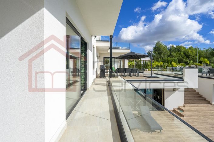 Image No.11-Villa de 5 chambres à vendre à Pinar de Campoverde