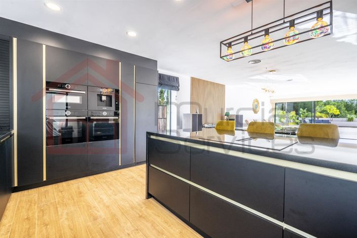 Image No.18-Villa de 5 chambres à vendre à Pinar de Campoverde