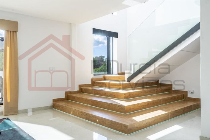 Image No.25-Villa de 5 chambres à vendre à Pinar de Campoverde