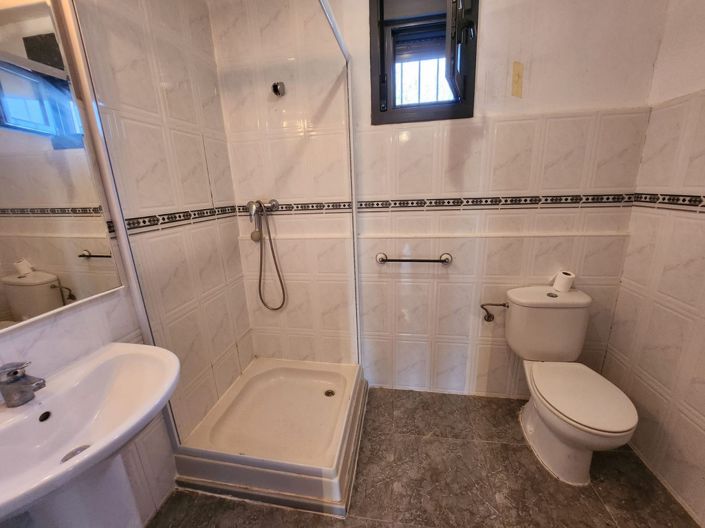 Image No.26-4 Bed Villa for sale