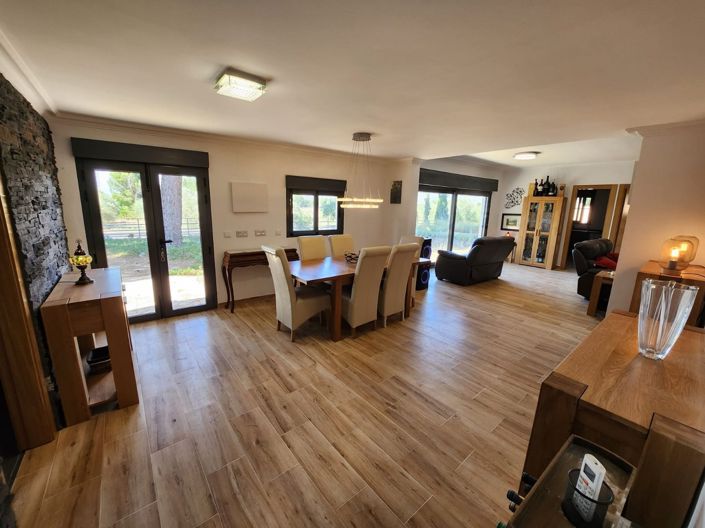 Image No.34-4 Bed Villa for sale