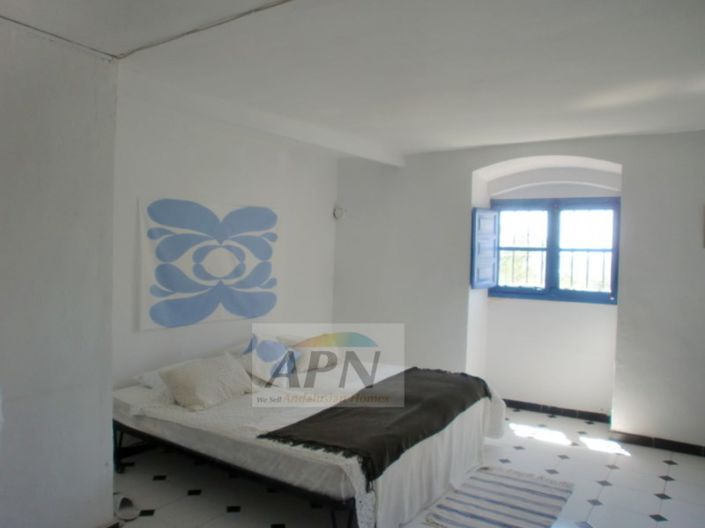 Image No.10-Maison de ville de 11 chambres à vendre à Álora