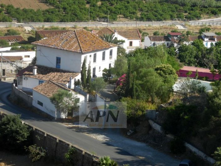 Image No.3-Maison de ville de 11 chambres à vendre à Álora