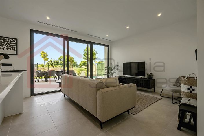 Image No.12-3 Bed Villa for sale