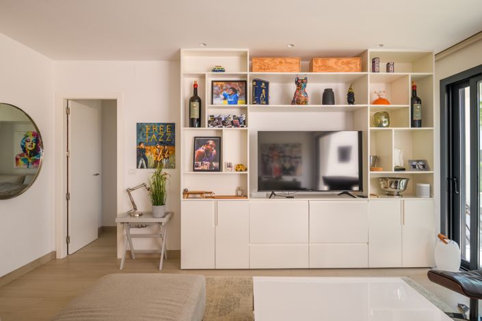 Image No.24-3 Bed Apartment for sale