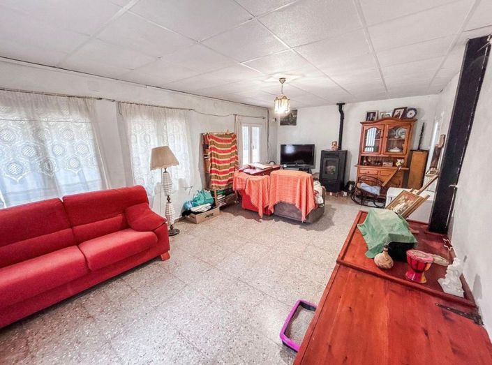 Image No.8-4 Bed Country House for sale