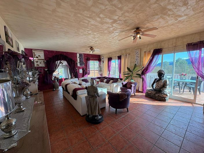 Image No.27-8 Bed Villa for sale