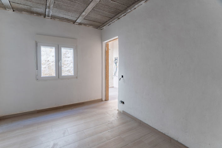 Image No.11-2 Bed Villa for sale