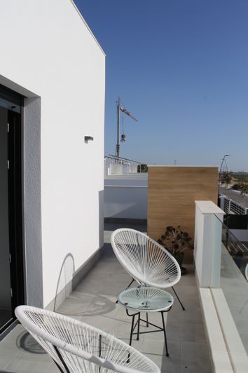 Image No.24-3 Bed Villa for sale