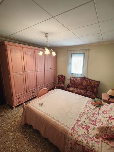 Image No.22-3 Bed Country House for sale