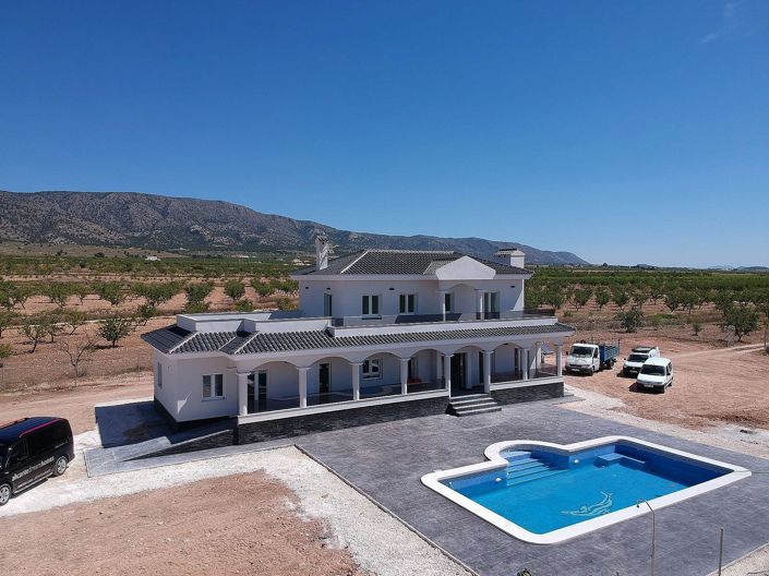 Image No.3-6 Bed Villa for sale
