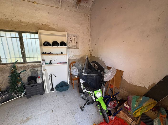 Image No.30-6 Bed Townhouse for sale