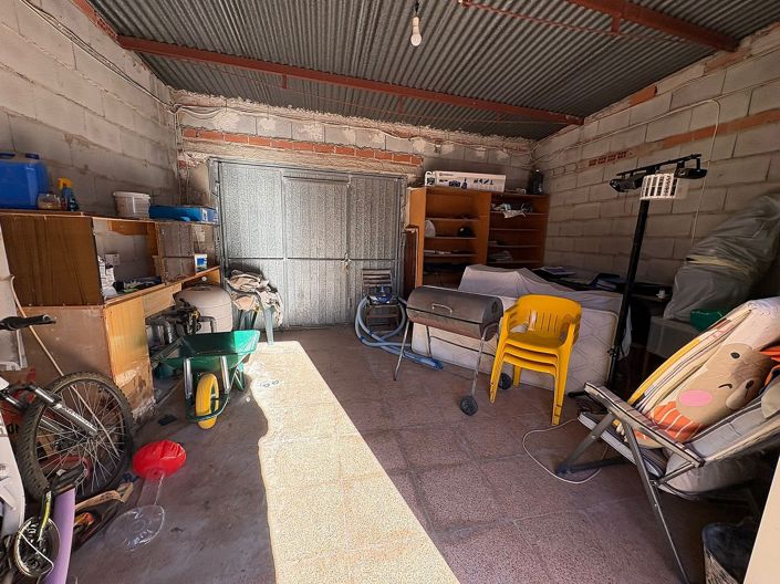 Image No.31-6 Bed Townhouse for sale