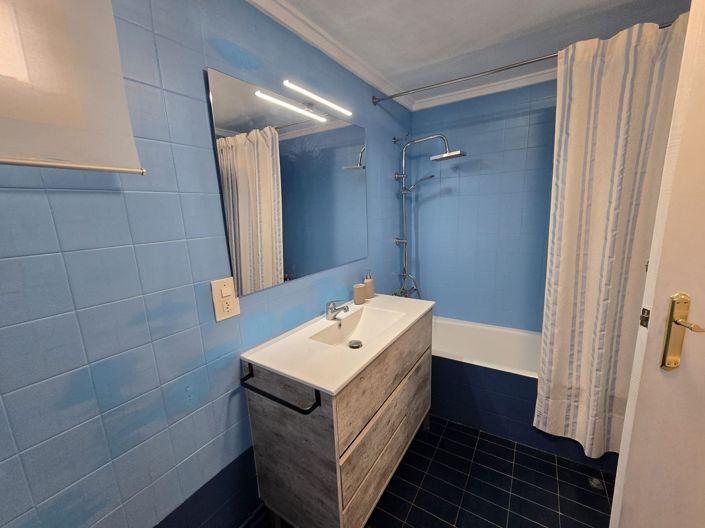 Image No.41-4 Bed Country House for sale