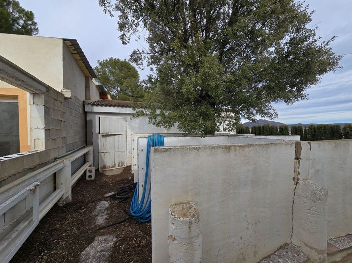 Image No.46-4 Bed Country House for sale