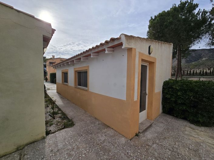 Image No.49-4 Bed Country House for sale