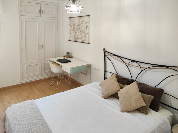 Image No.12-3 Bed Apartment for sale