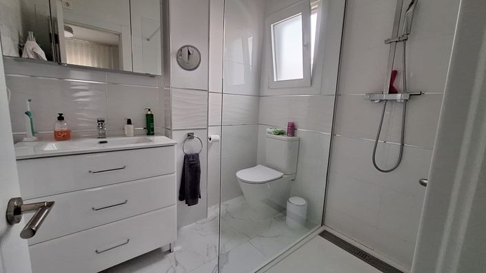 Image No.13-3 Bed Villa for sale